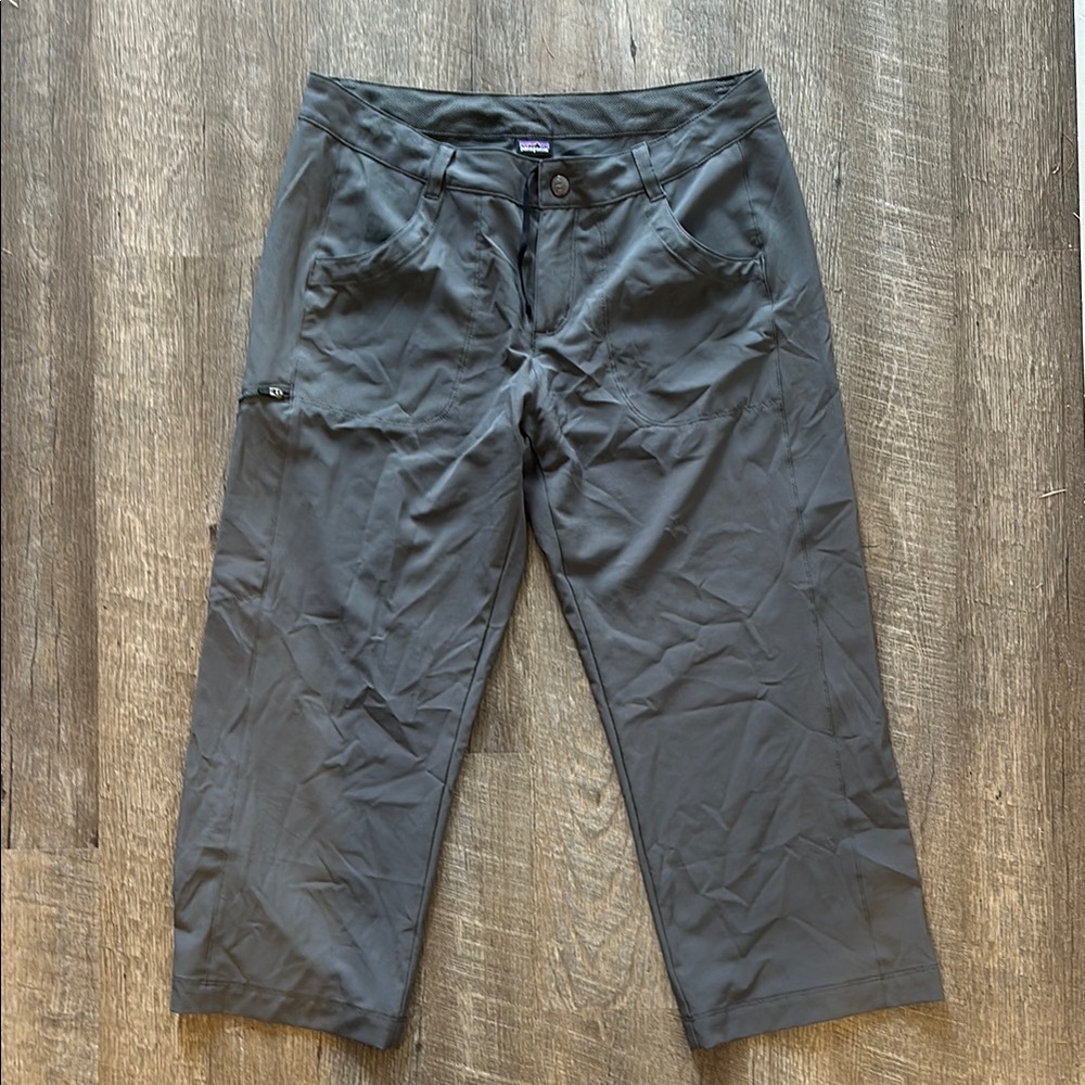 Patagonia Gray Capris with Relaxed Fit and Lightweight Fabric